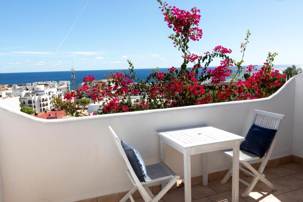 Buenavista Suites Hotel Boutique Santa Eularia des Riu Exteriör bild