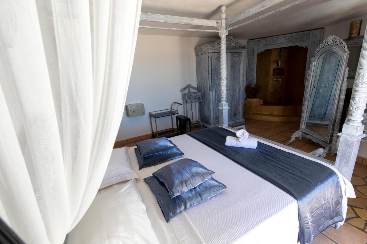 Buenavista Suites Hotel Boutique Santa Eularia des Riu Exteriör bild